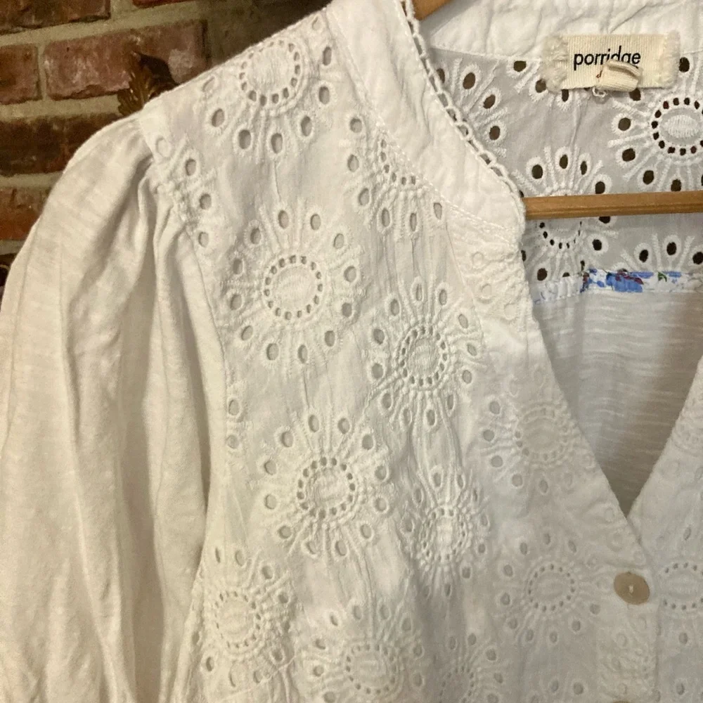 Anthropologie | Porridge Zulu White Eyelet Button-Front Tie-Hem Blouse EUC Sz S